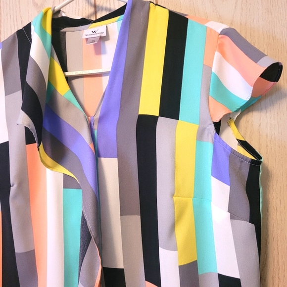 Colorblock Blouse - Picture 8 of 8